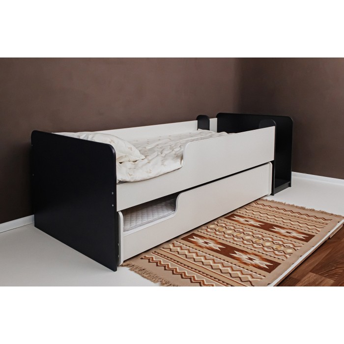 Детская кровать матрешка Смарти с лесенкой